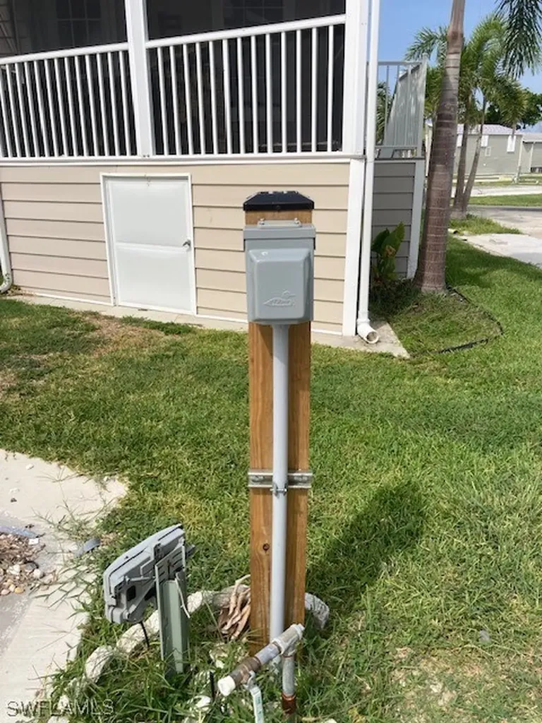 19681 Summerlin Road E-62 Fort Myers FL 33908