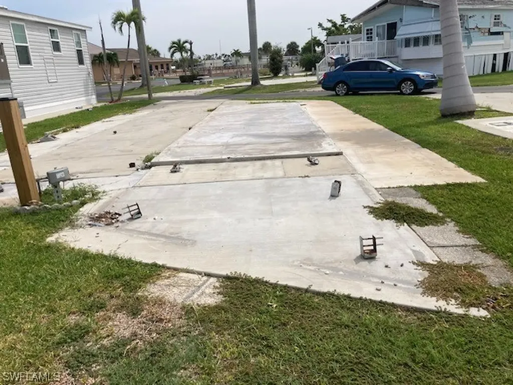 19681 Summerlin Road E-62 Fort Myers FL 33908