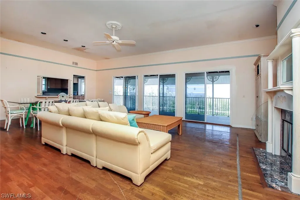 6063 Sanibel Captiva Road Sanibel FL 33957