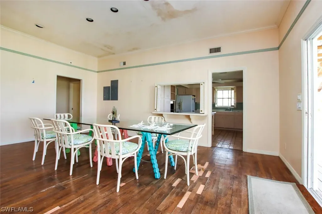 6063 Sanibel Captiva Road Sanibel FL 33957
