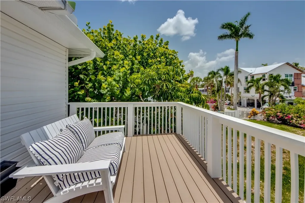 8221 Main Street Bokeelia FL 33922