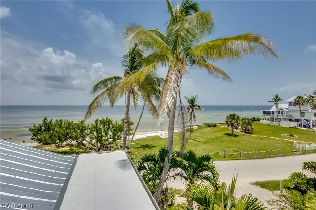 8221 Main Street Bokeelia FL 33922