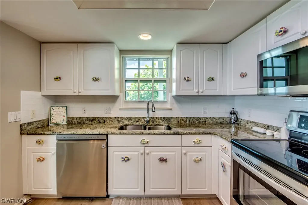 8221 Main Street Bokeelia FL 33922