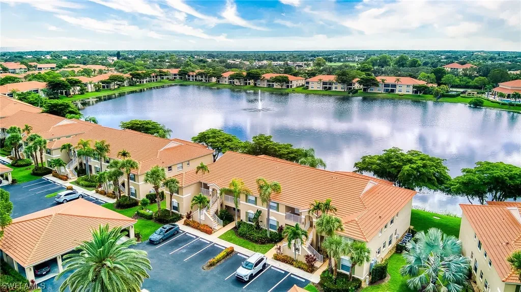 6480 Huntington Lakes Circle Naples FL 34119