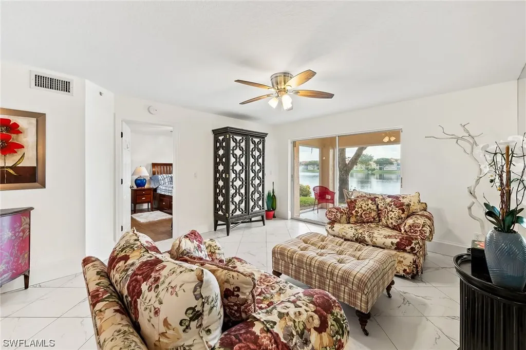 6480 Huntington Lakes Circle Naples FL 34119