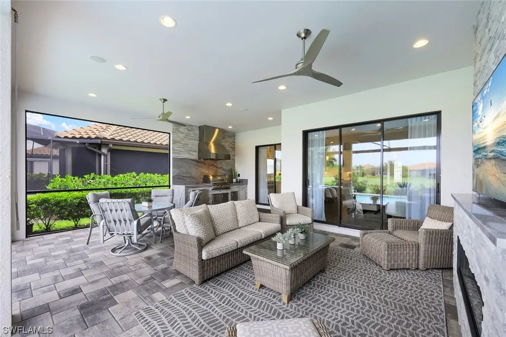 9383 Carretto Drive Naples FL 34119