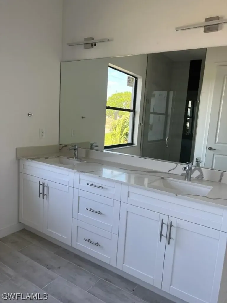 345 Diplomat Parkway E Cape Coral FL 33909