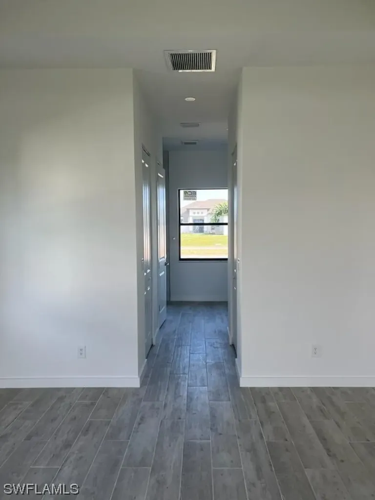 345 Diplomat Parkway E Cape Coral FL 33909