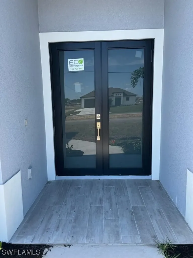 345 Diplomat Parkway E Cape Coral FL 33909