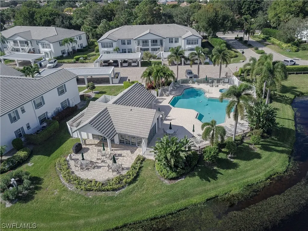 841 Tanbark Drive Naples FL 34108