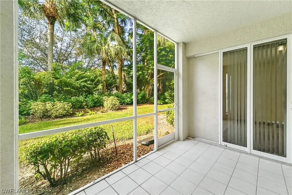841 Tanbark Drive Naples FL 34108