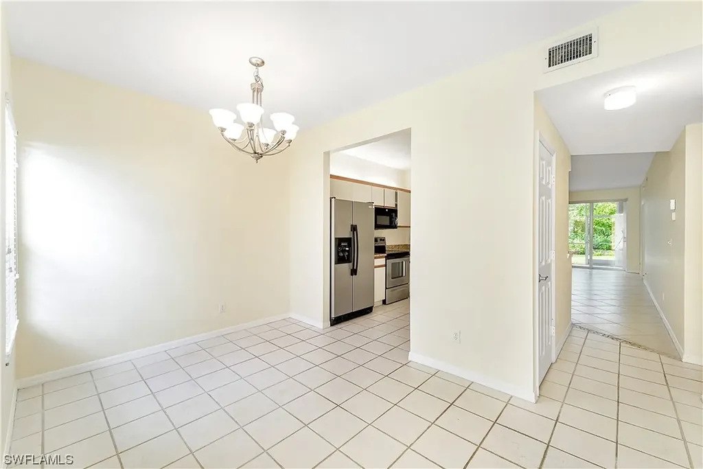 841 Tanbark Drive Naples FL 34108