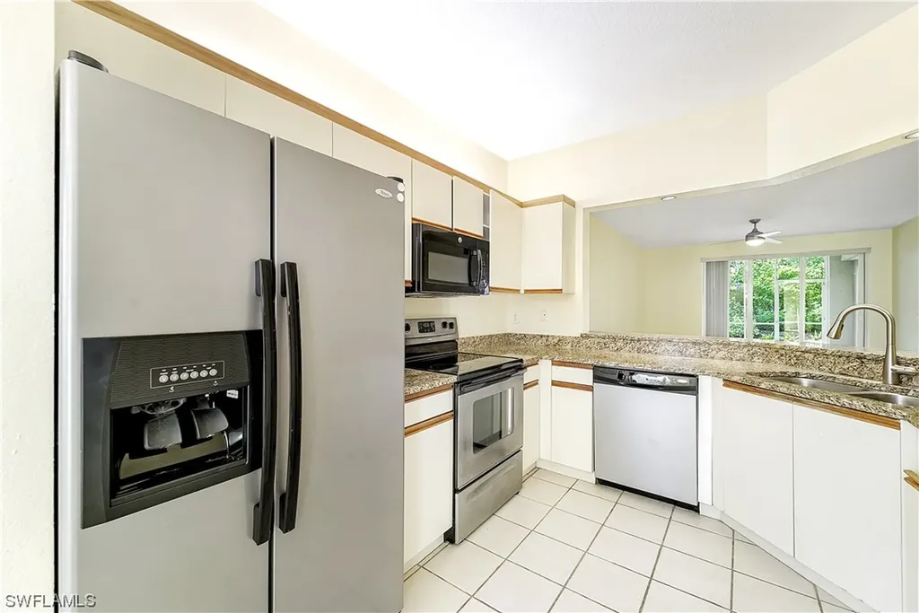 841 Tanbark Drive Naples FL 34108
