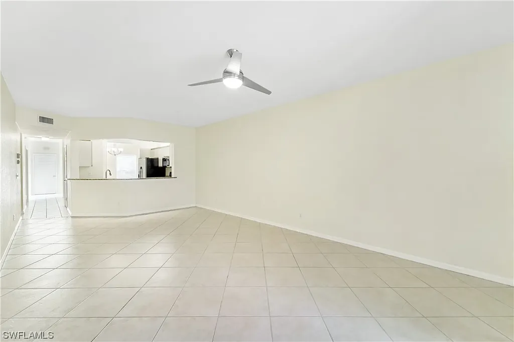 841 Tanbark Drive Naples FL 34108