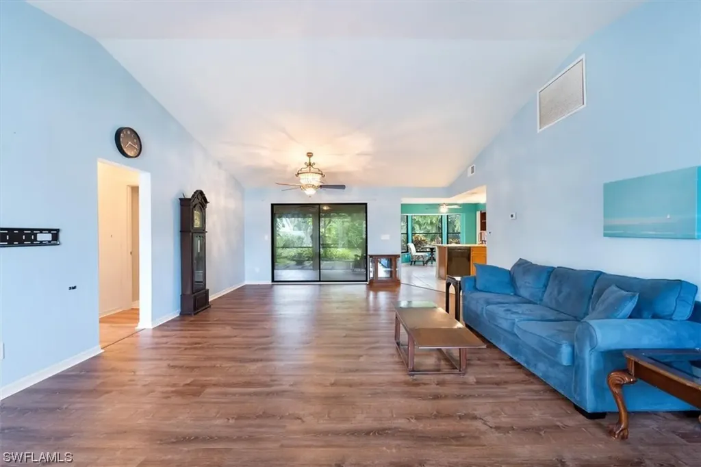 234 Mentor Drive Naples FL 34110