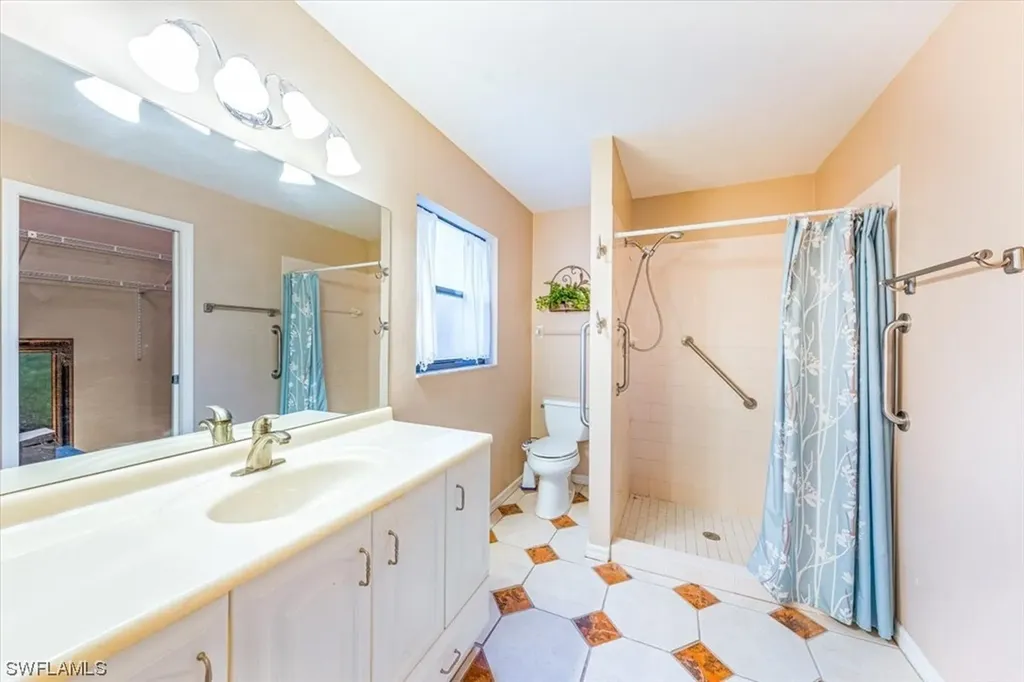 234 Mentor Drive Naples FL 34110