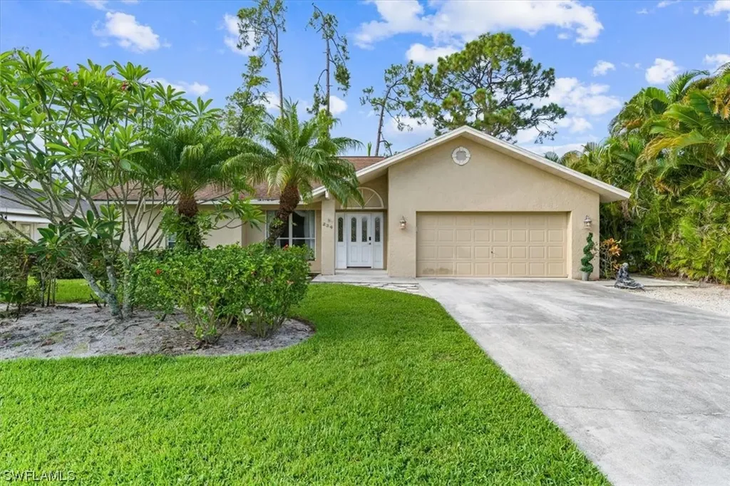 234 Mentor Drive Naples FL 34110