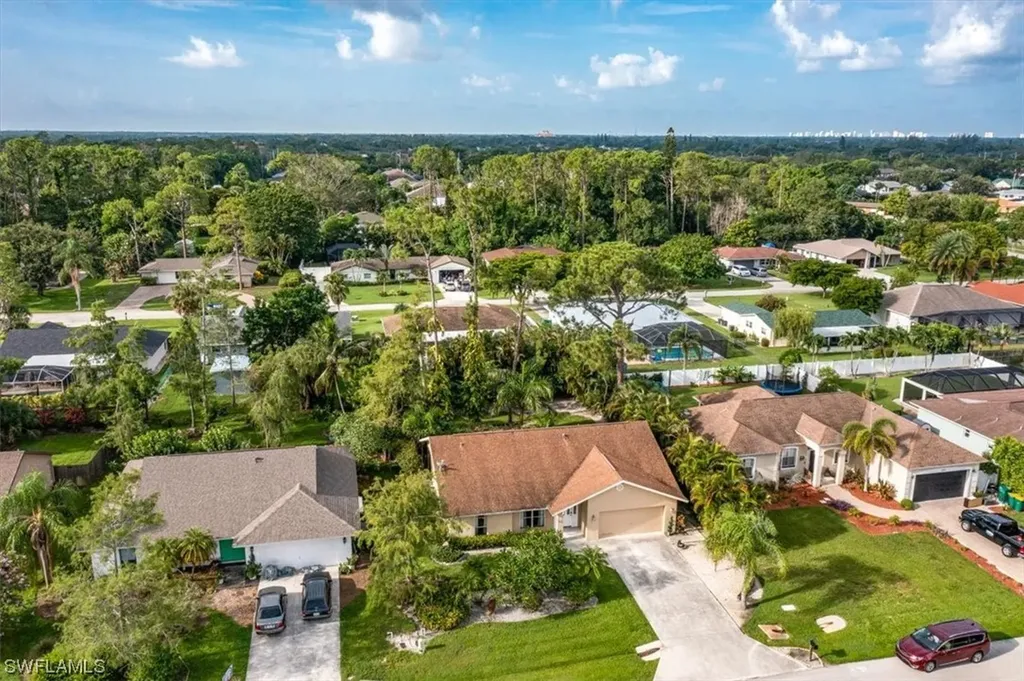 234 Mentor Drive Naples FL 34110