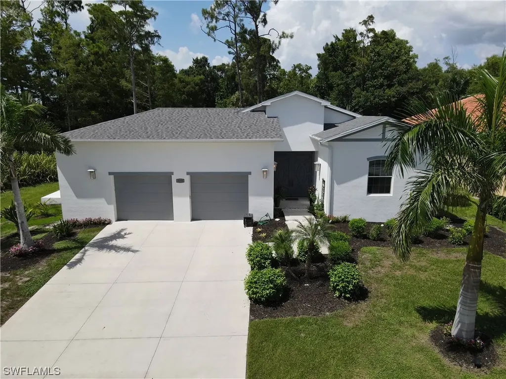 5203 Raintree Lane Naples FL 34113