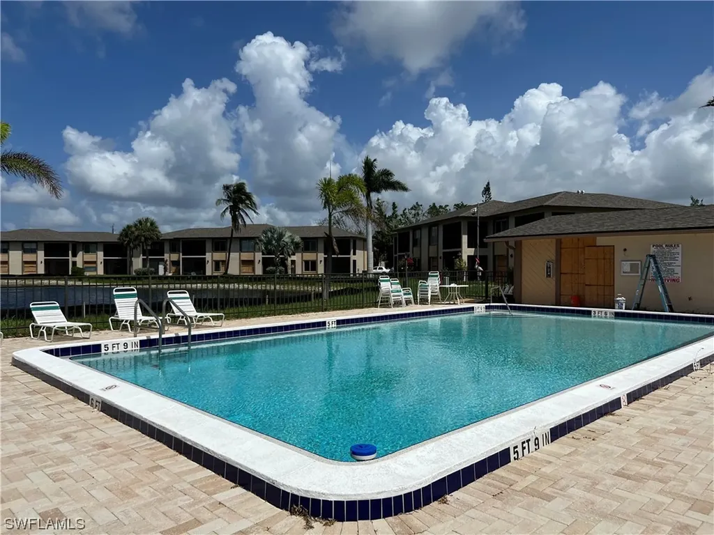 16881 Davis Road Fort Myers FL 33908