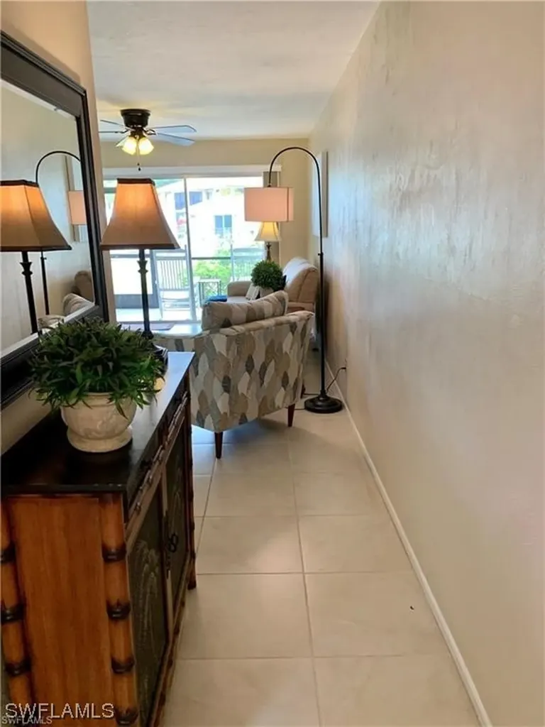 16881 Davis Road Fort Myers FL 33908