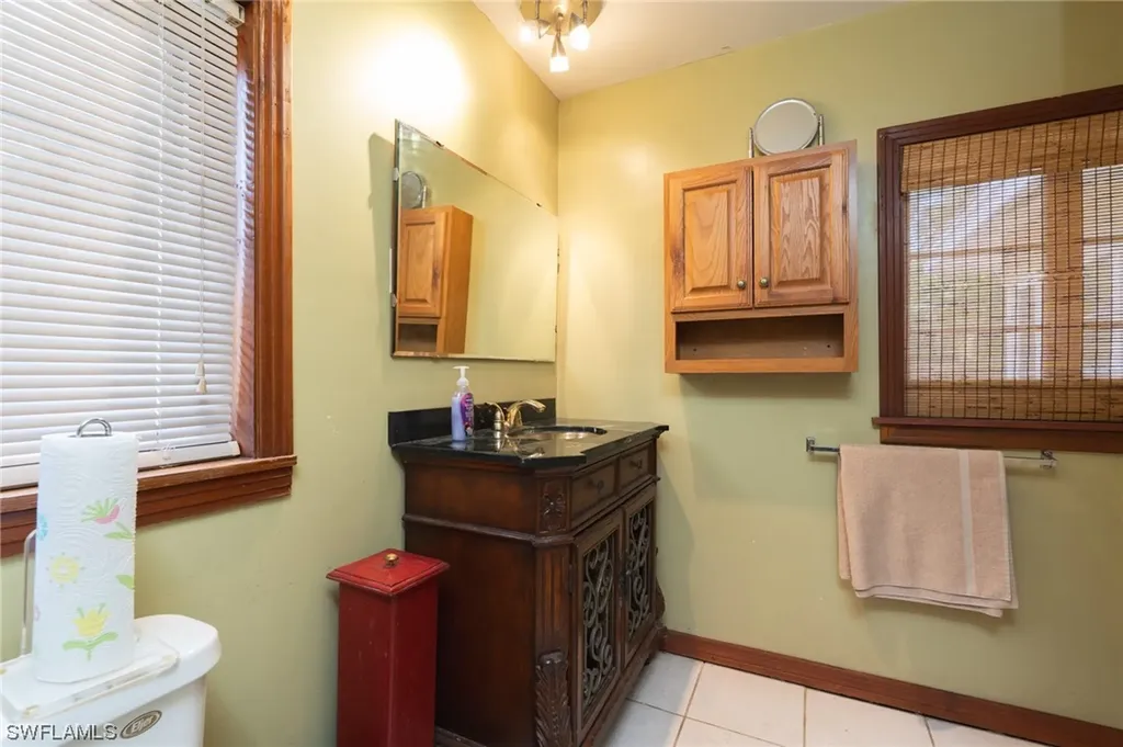 10190/194 Kentucky Street Bonita Springs FL 34135