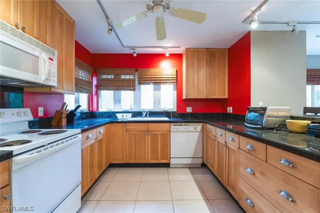 10190/194 Kentucky Street Bonita Springs FL 34135