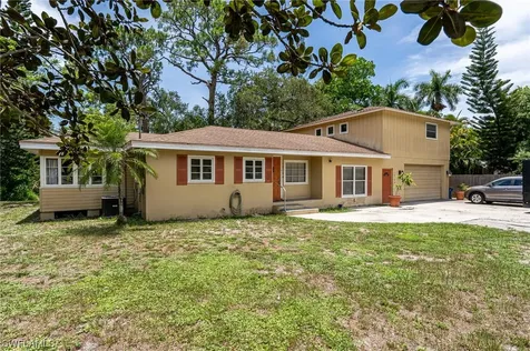 10190/194 Kentucky Street Bonita Springs FL 34135