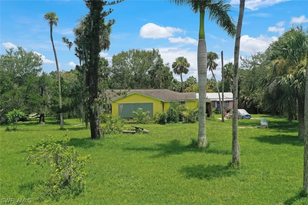 4844-4846 E Riverside Drive Fort Myers FL 33905