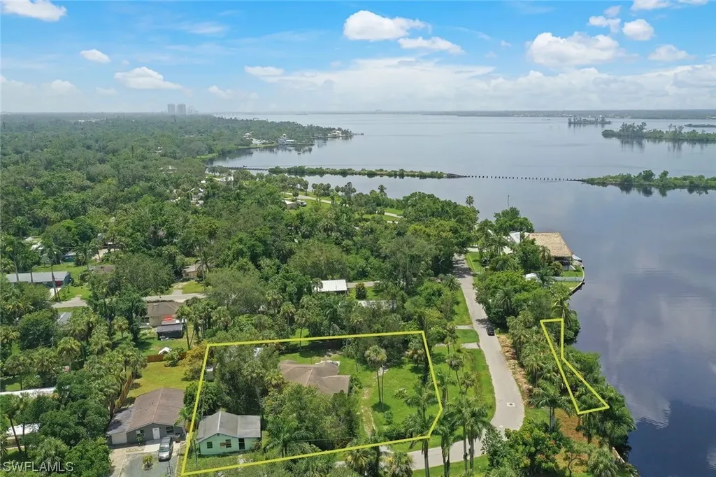 4844-4846 E Riverside Drive Fort Myers FL 33905