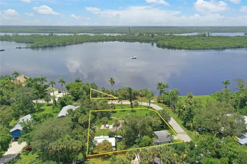 4844-4846 E Riverside Drive Fort Myers FL 33905