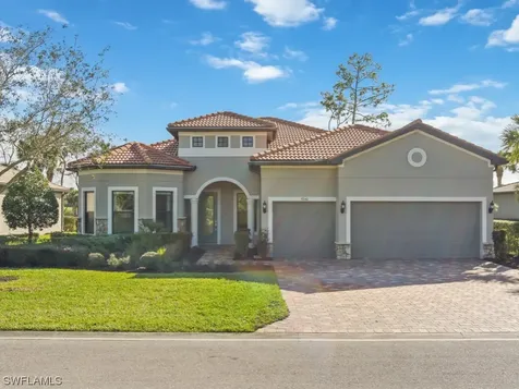 9240 Cormorant Drive Naples FL 34120