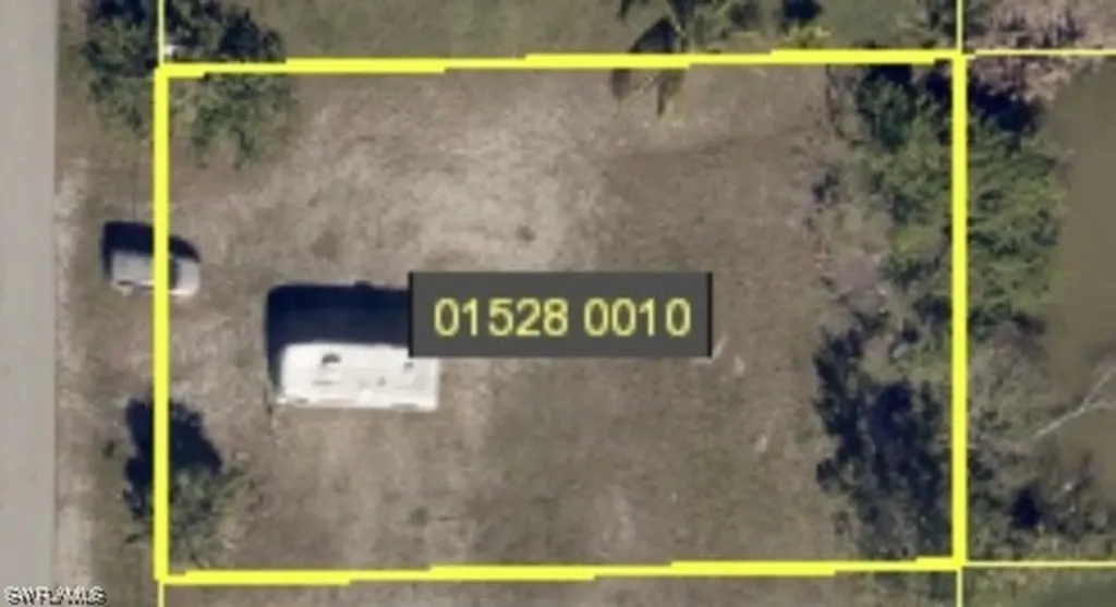 521 NE 19th Court Cape Coral FL 33909