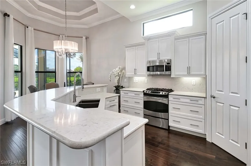 6344 Serano Way Naples FL 34113