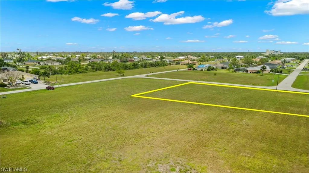 1704 NE 21st Street Cape Coral FL 33909