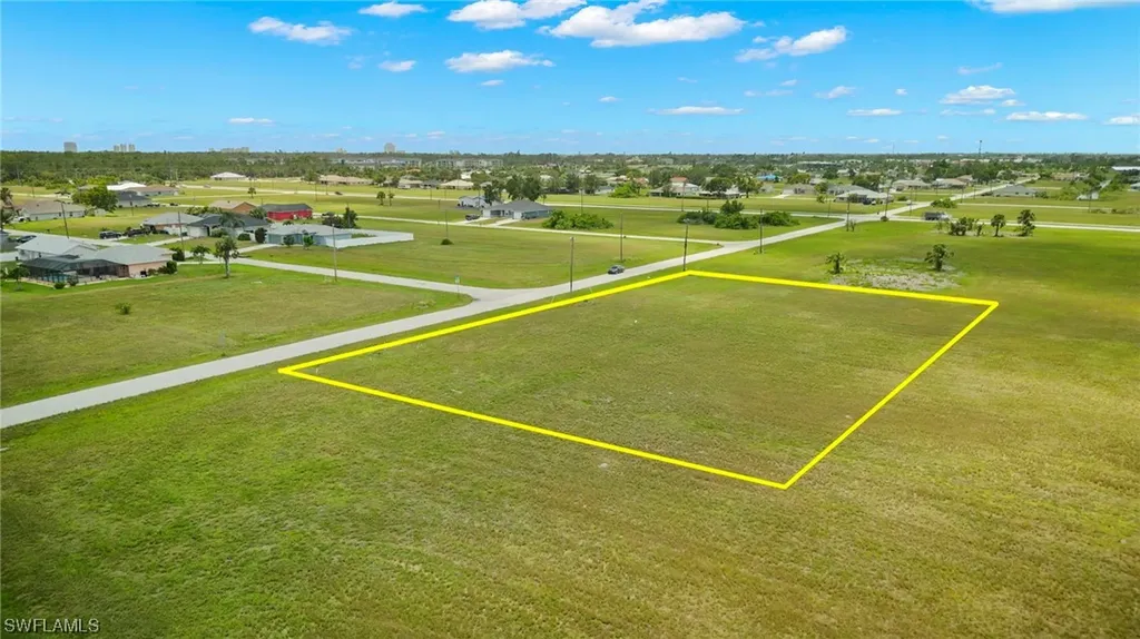 1704 NE 21st Street Cape Coral FL 33909