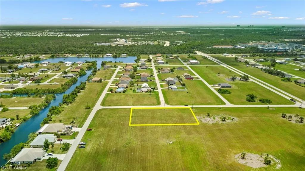 1704 NE 21st Street Cape Coral FL 33909