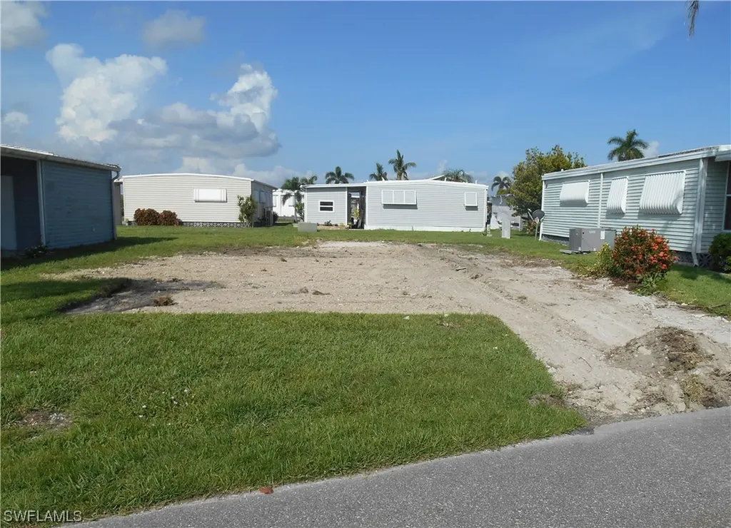 266 Shoreland Drive Fort Myers FL 33905