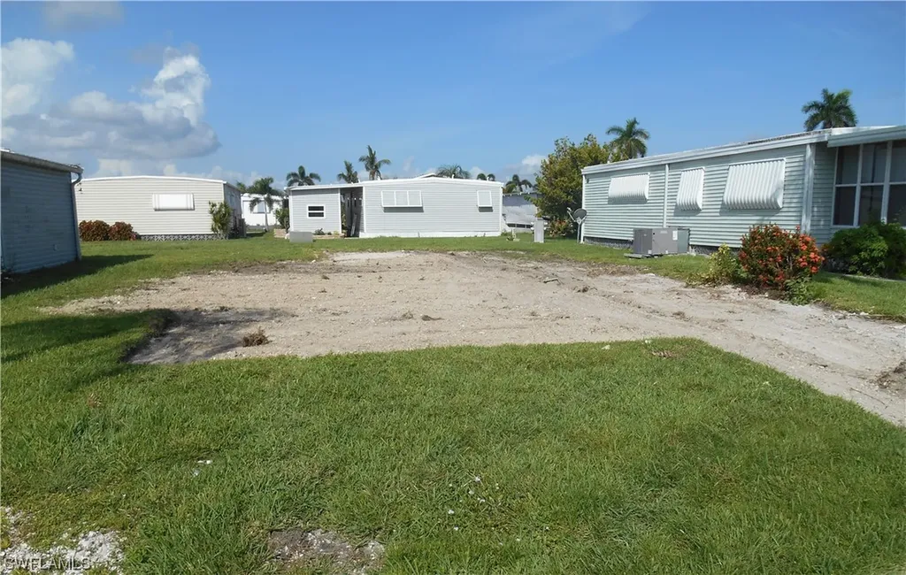 266 Shoreland Drive Fort Myers FL 33905
