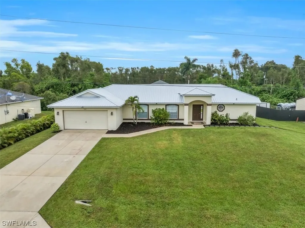 727 Kari Circle Lehigh Acres FL 33974