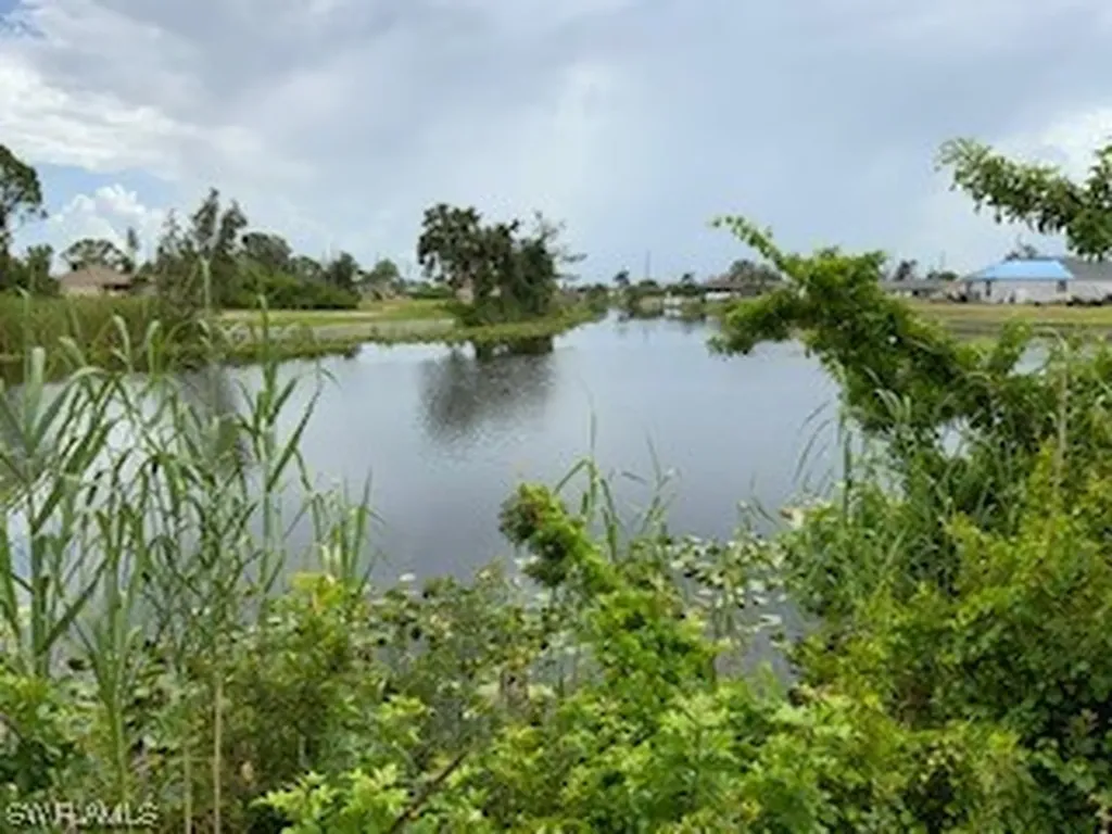 2615 SW 2nd Terrace Cape Coral FL 33991