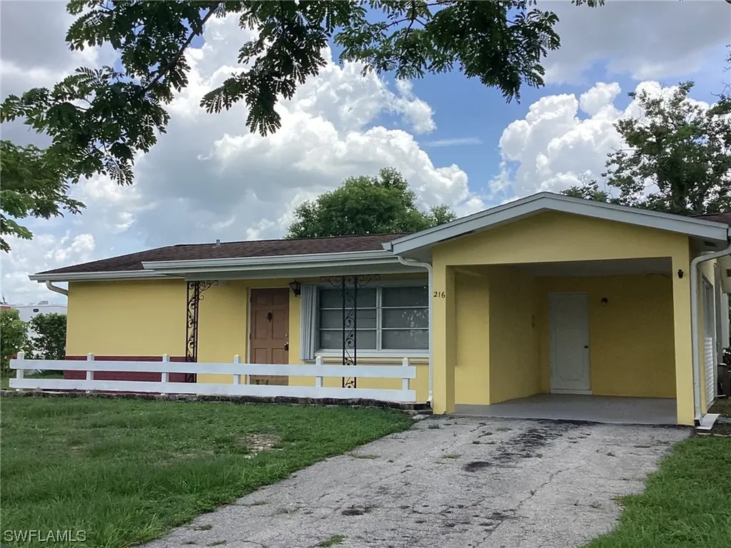 216 Seaton Avenue Lehigh Acres FL 33936