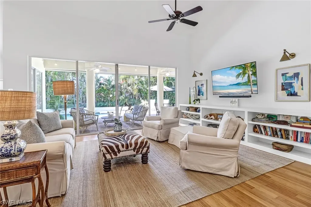 12824 Yacht Club Circle Fort Myers FL 33919