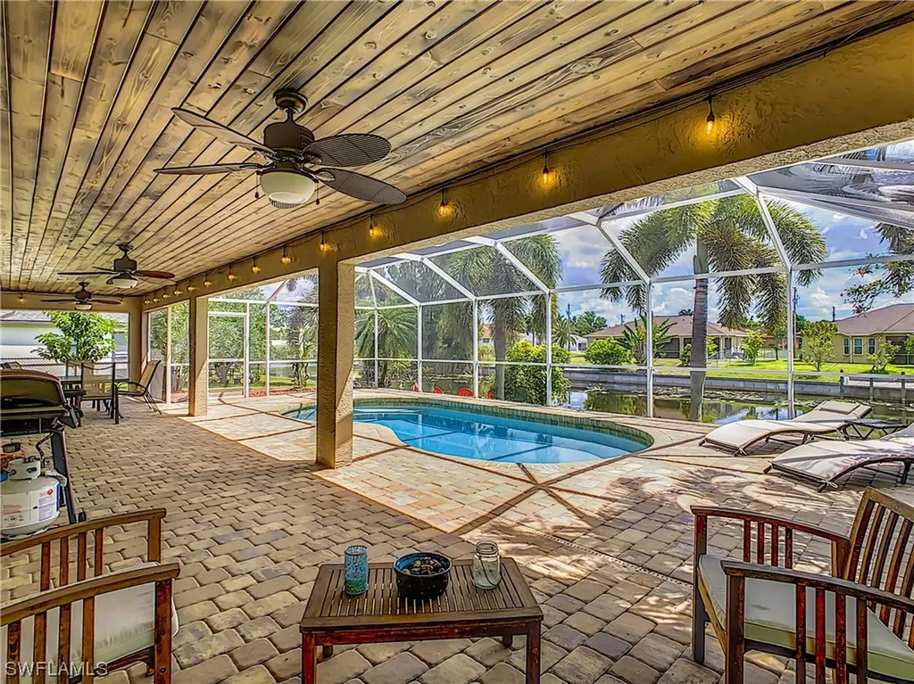 507 SW 11th Court Cape Coral FL 33991