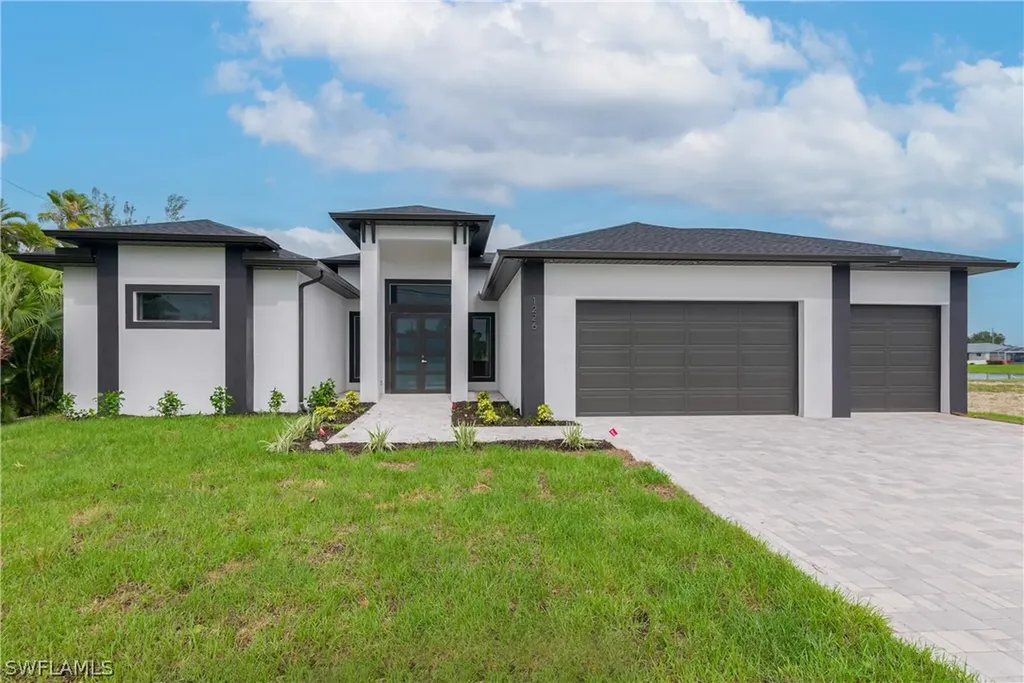 1226 SW Santa Barbara Place Cape Coral FL 33991