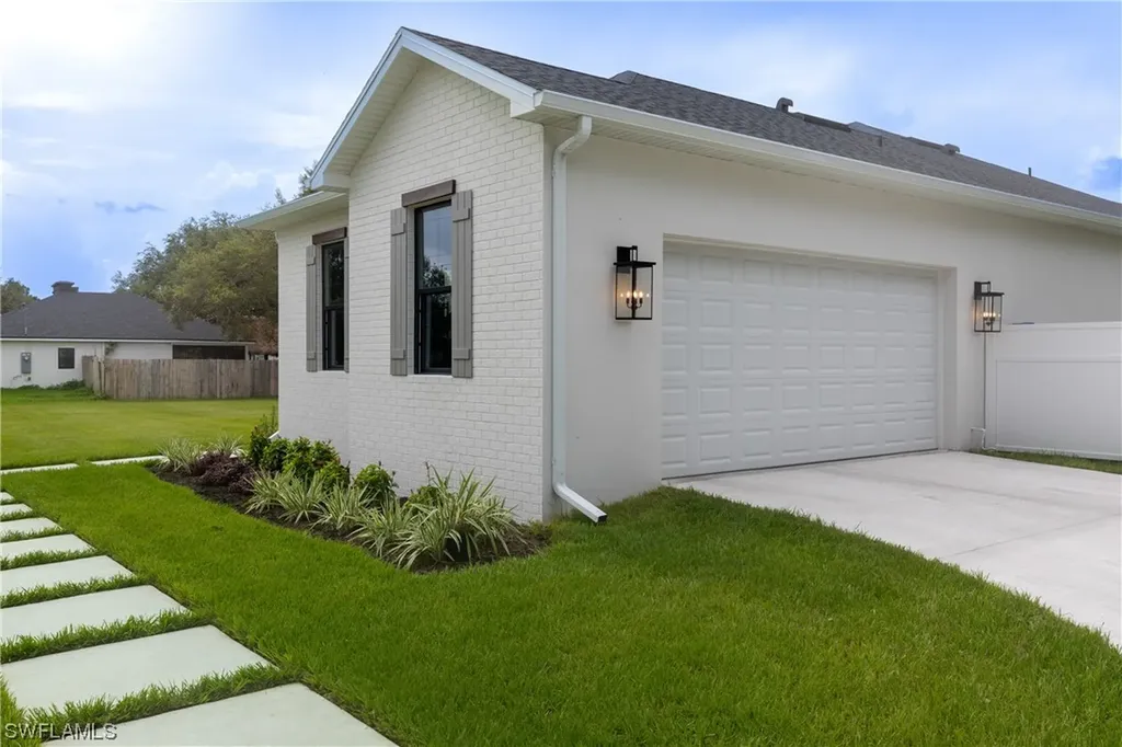7835 7th Place Labelle FL 33935