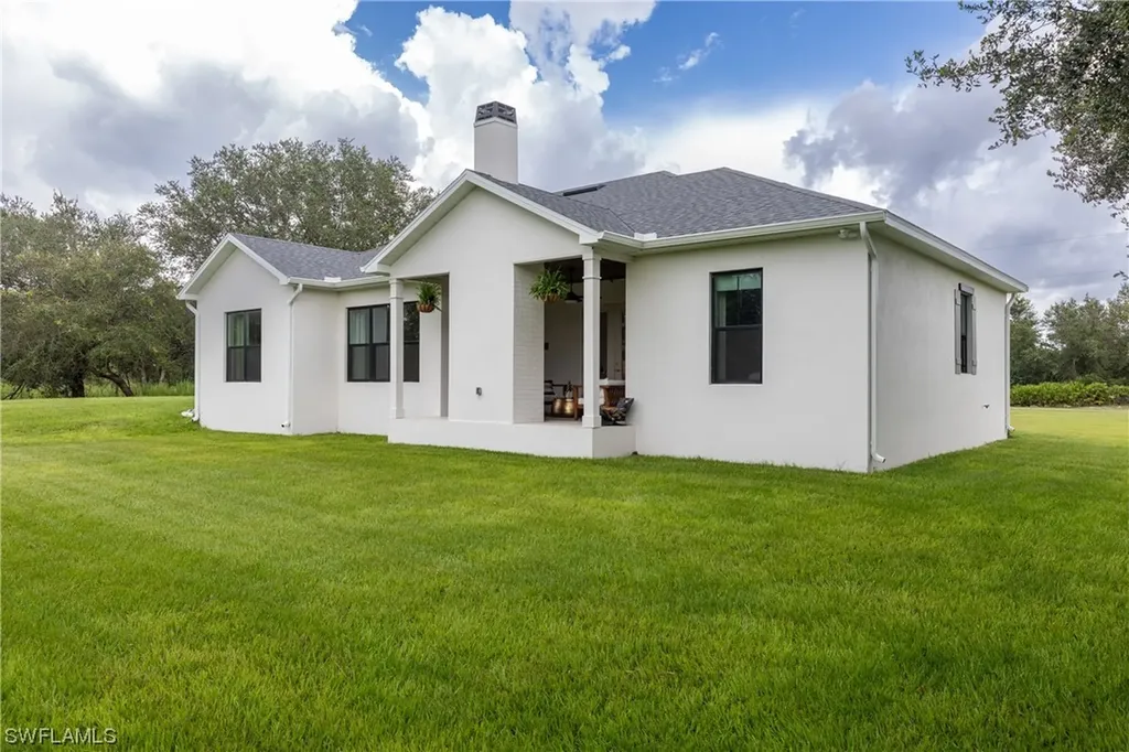 7835 7th Place Labelle FL 33935