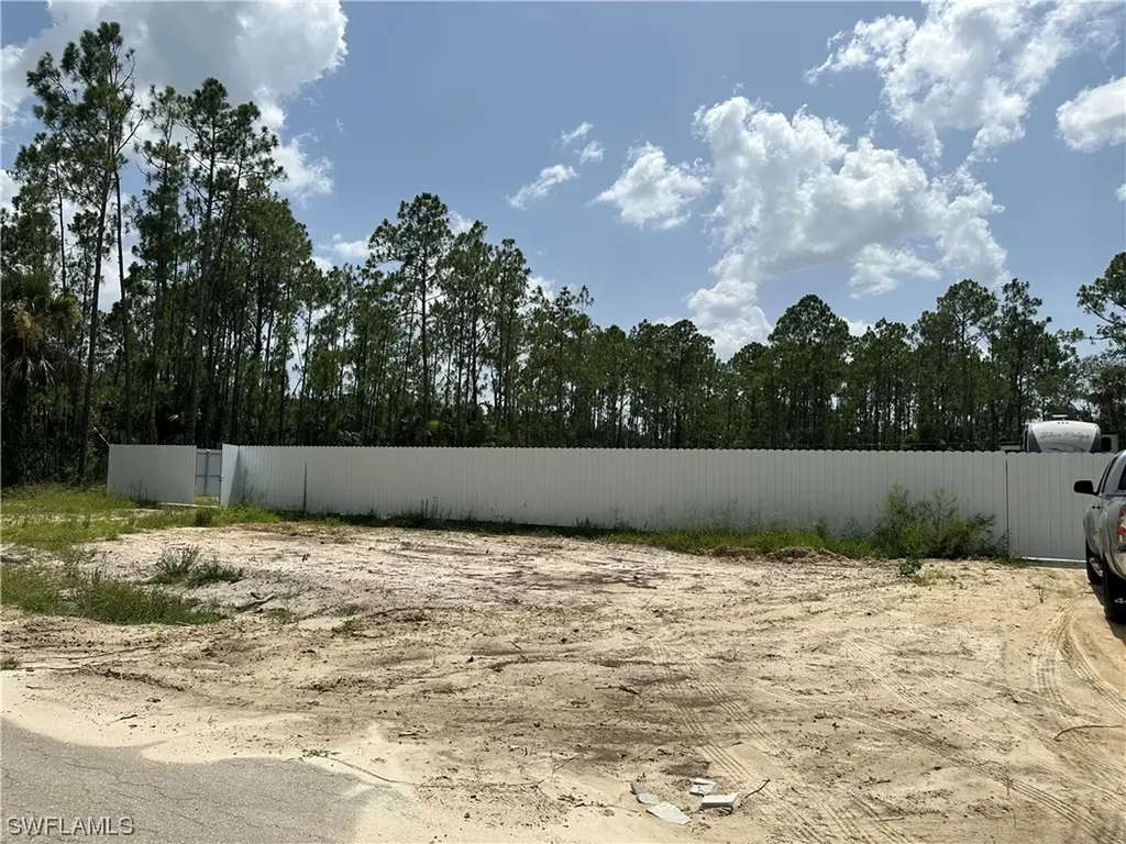 1215 Hamilton Avenue Lehigh Acres FL 33972