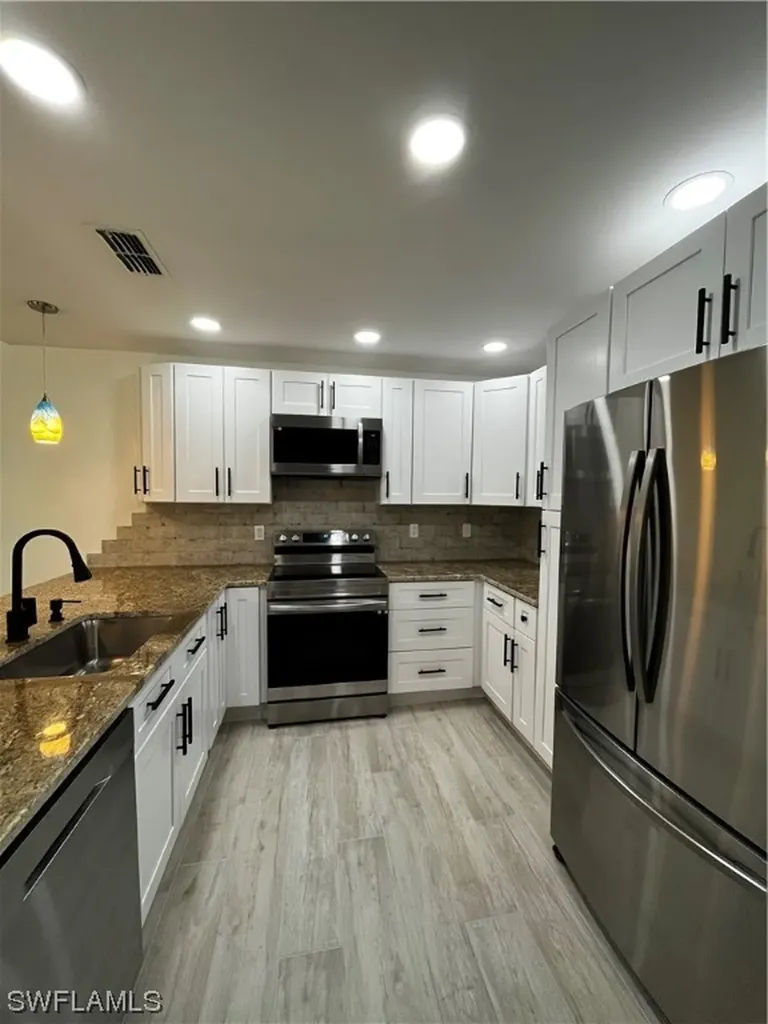 6320 Royal Woods Drive Fort Myers FL 33908