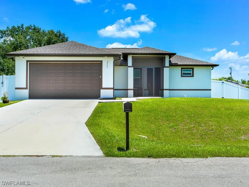 4004 16th Street SW Lehigh Acres FL 33976